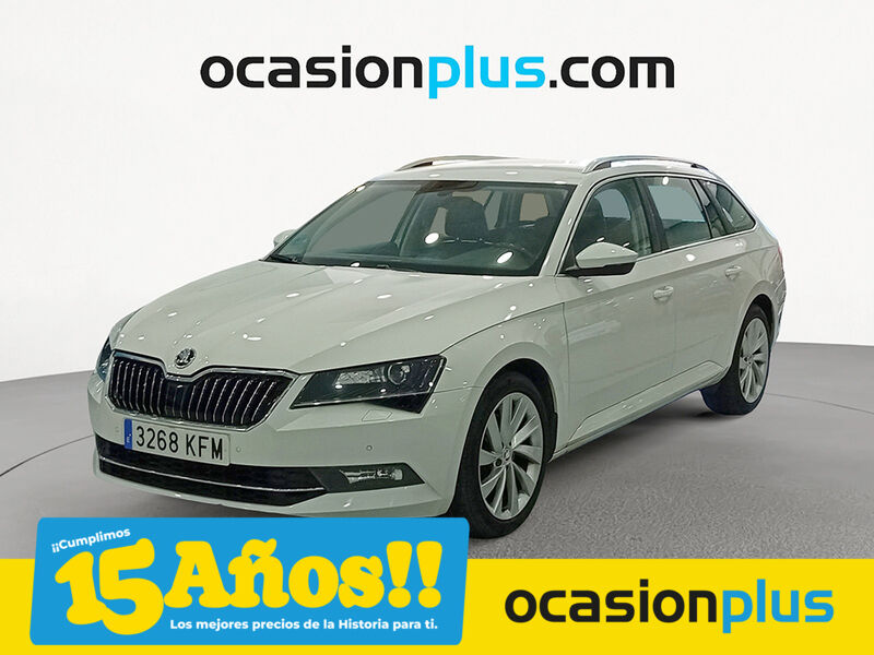 SKODA Superb (2.0 TDI AdBlue Style 4X4 DSG 140 kW (190 CV)) en Madrid