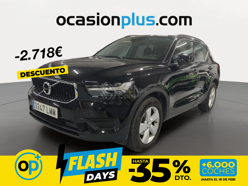 Foto del VOLVO XC40 T2 Momentum Core Aut.