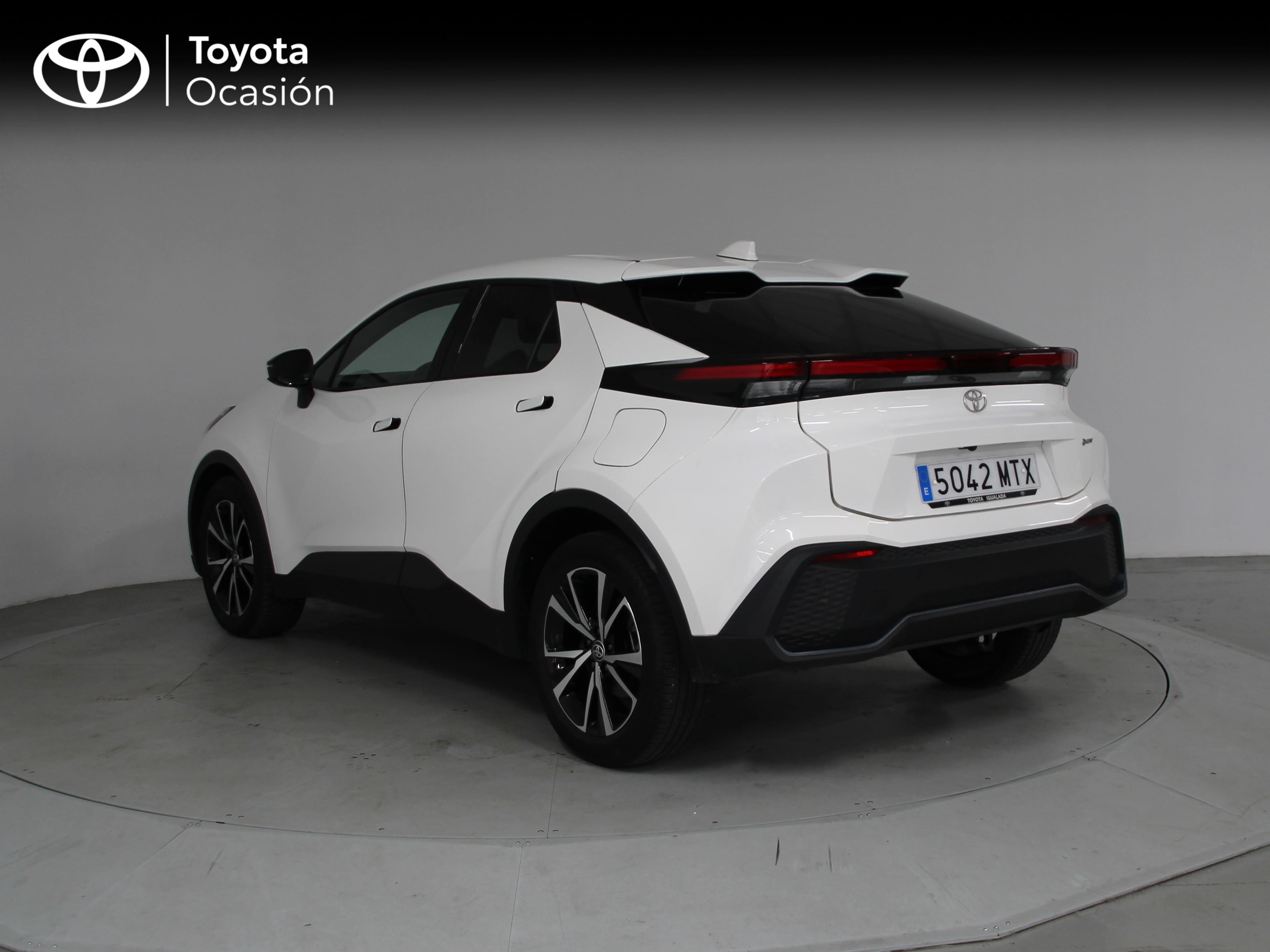 Foto del TOYOTA C-HR 140H Advance