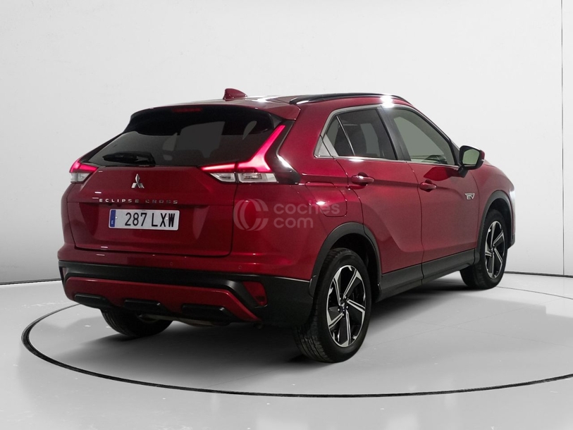 Foto del MITSUBISHI Eclipse Cross PHEV Kaiteki + 4WD