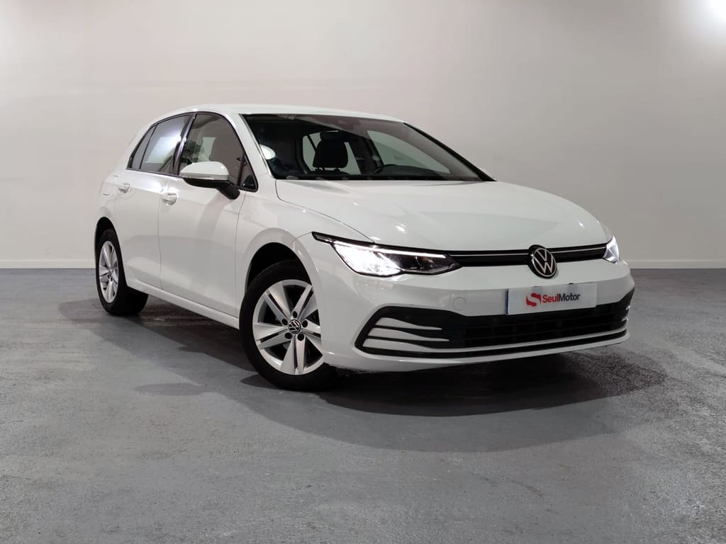 VOLKSWAGEN Golf (2.0TDI 85kW) en Barcelona