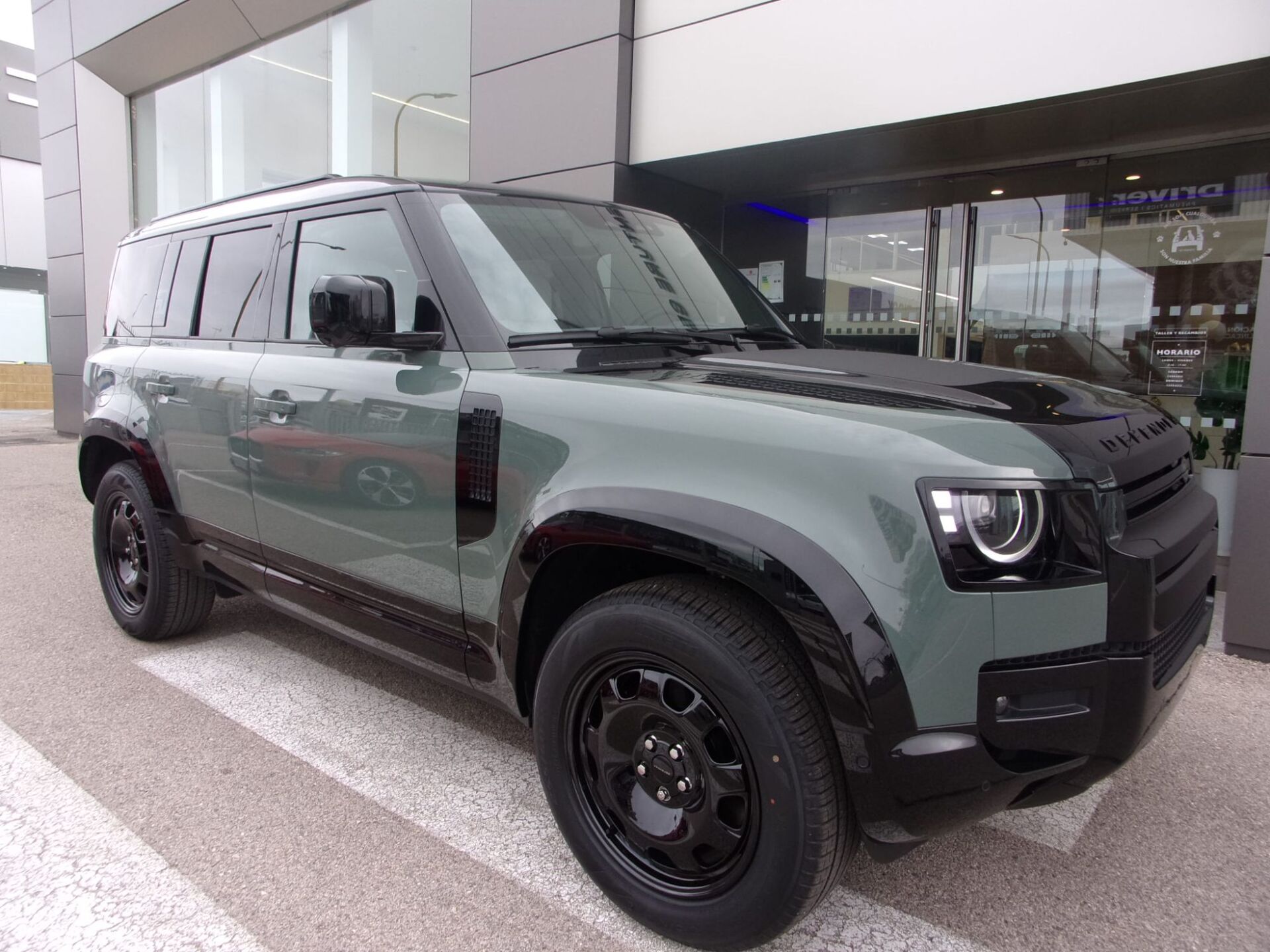 Imagen 2 de LAND ROVER Defender