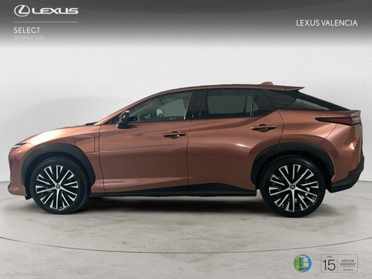 Foto del LEXUS RZ 300e e-Business