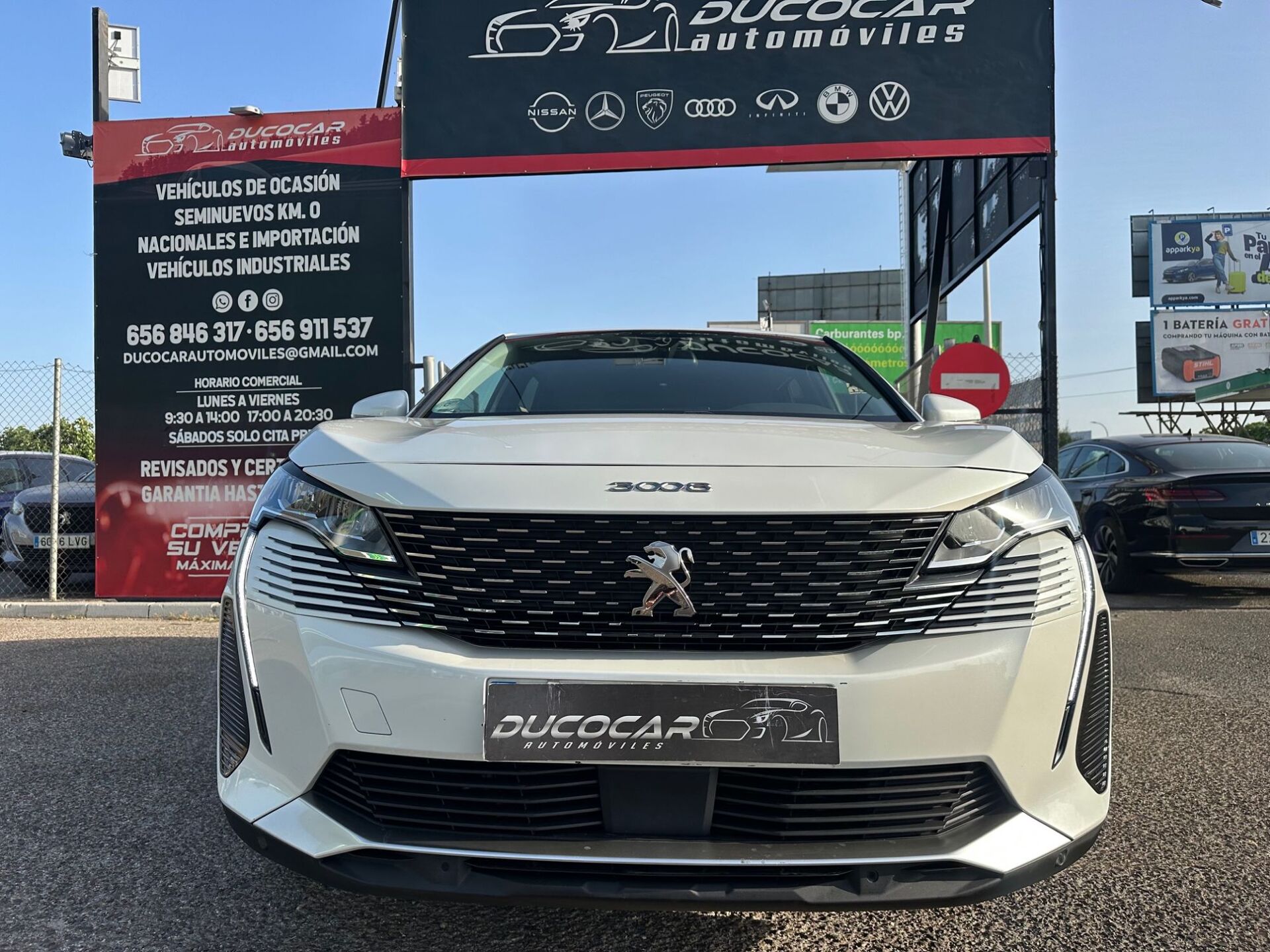 Imagen de PEUGEOT 3008