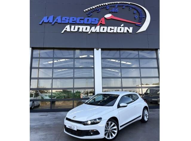 VOLKSWAGEN Scirocco (1.4 TSI 160cv DSG7) en Ciudad Real