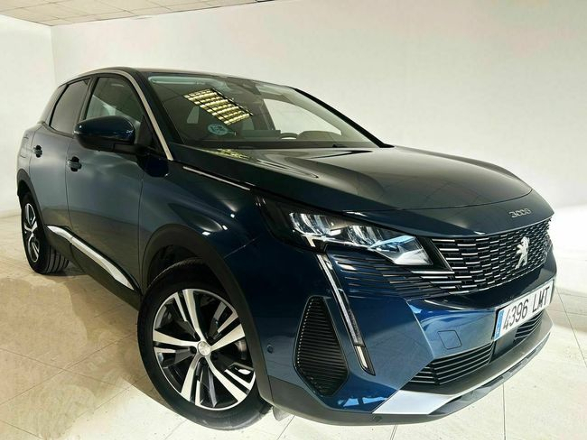 Imagen de PEUGEOT 3008