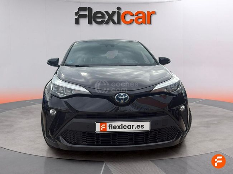 Foto del TOYOTA C-HR 180H Advance
