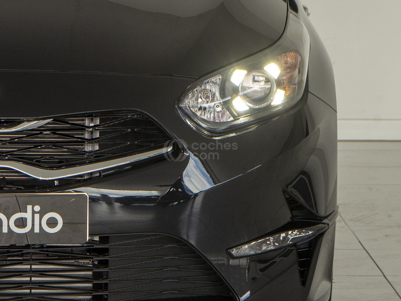 Foto del KIA Ceed 1.0 MHEV Drive DCT 100