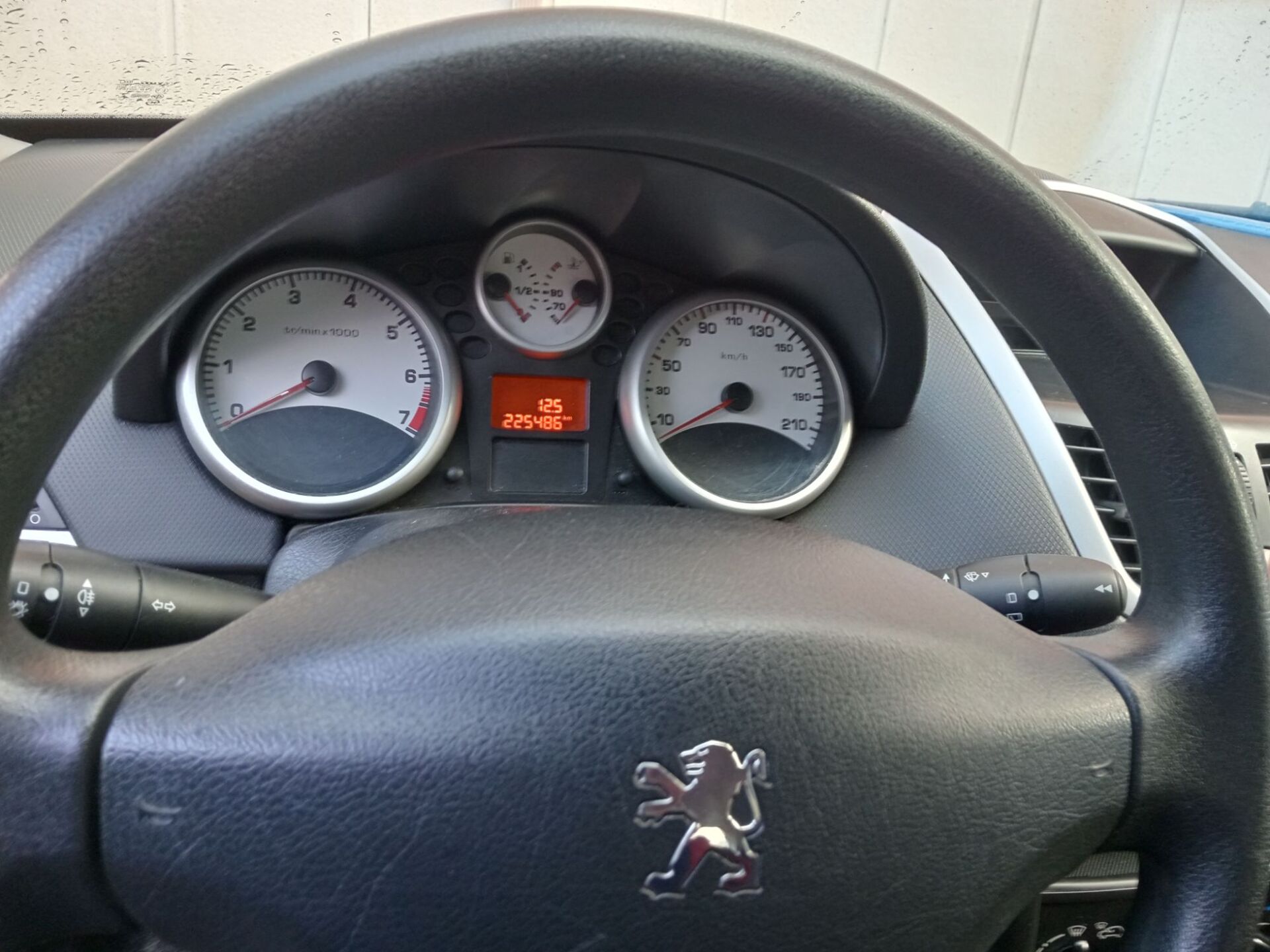 Imagen 3 de PEUGEOT 207