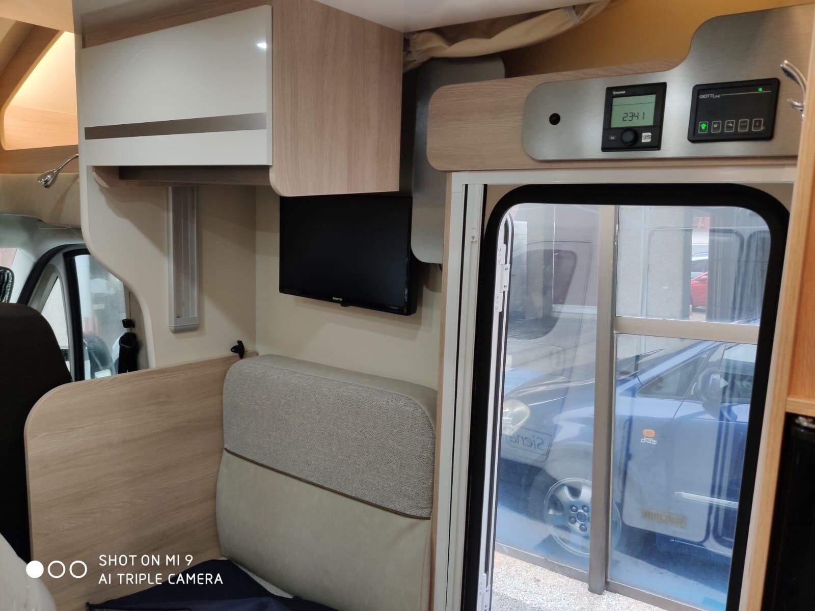 Foto del CITROEN Jumper Chasis Cb. 2.2BlueHDi 35 L2S 140