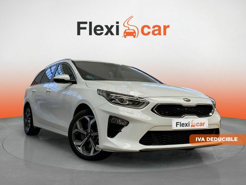 Foto del KIA Ceed Tourer 1.5 MHEV Tech DCT