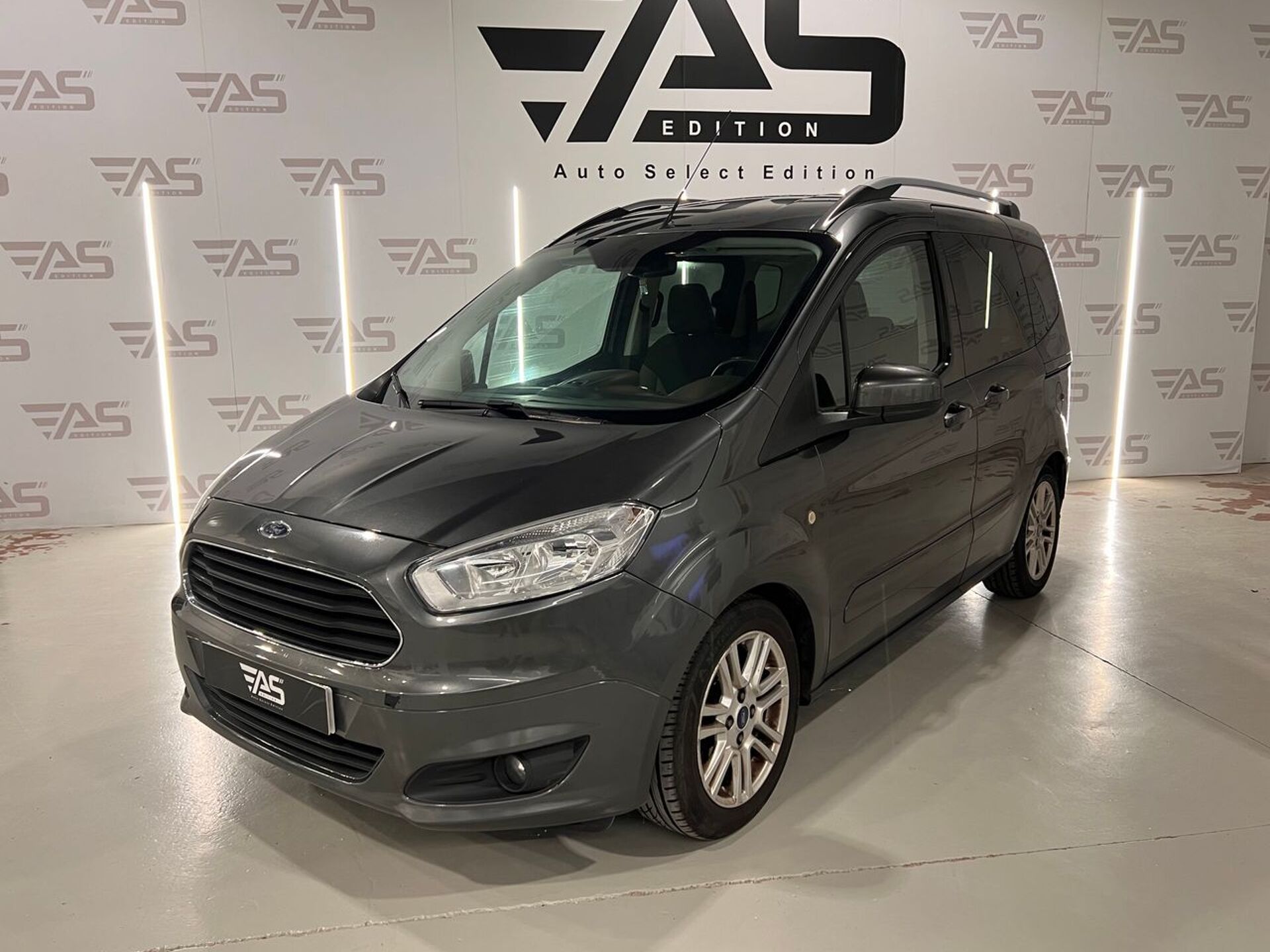 Imagen de FORD Tourneo Courier