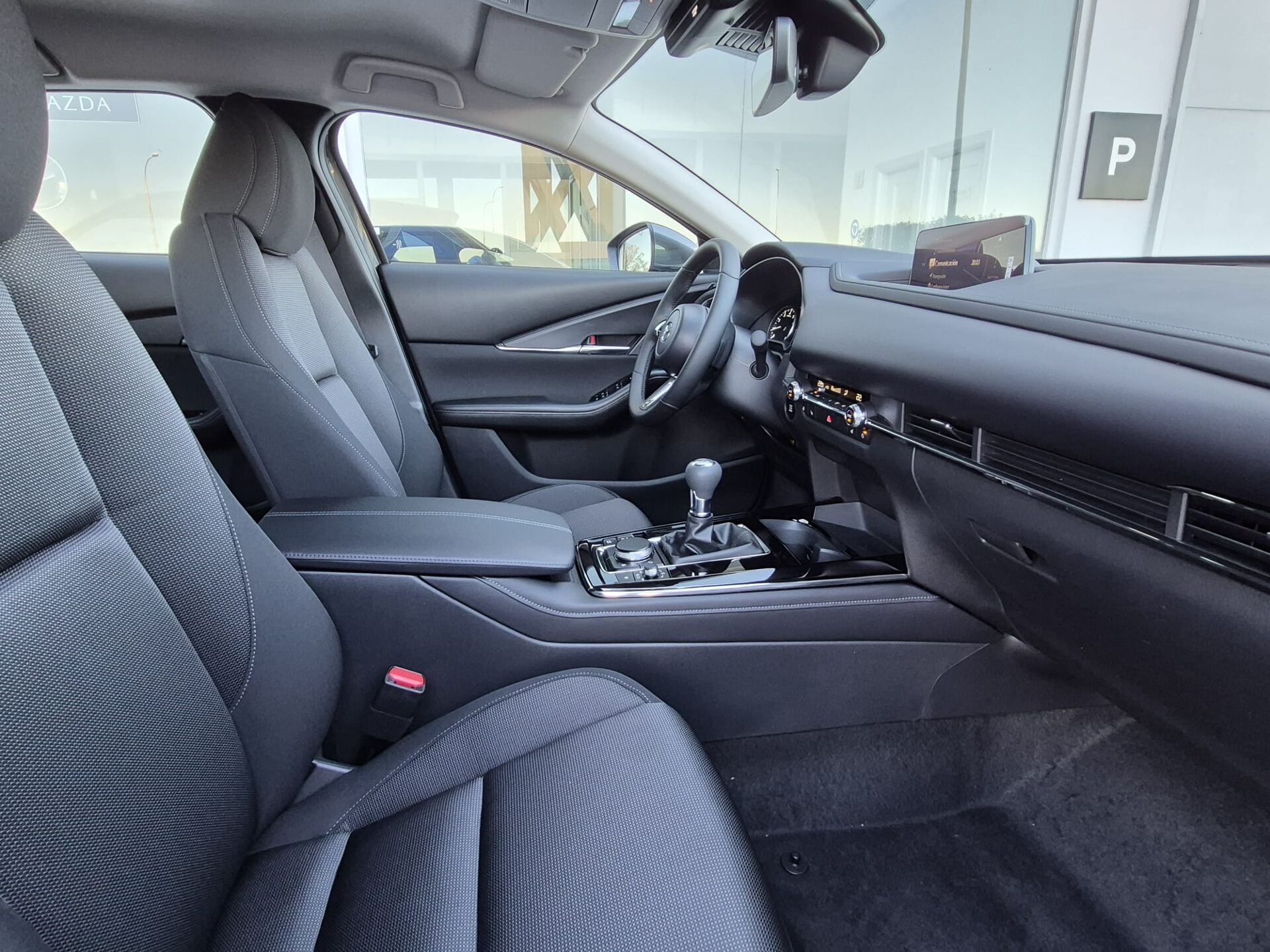 Imagen 3 de MAZDA CX-30