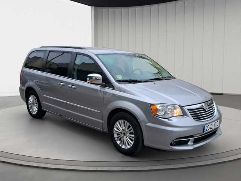 Foto del LANCIA Voyager 2.8CRD Silver 177 Aut.