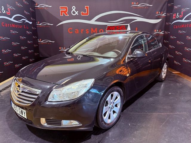 OPEL Insignia (2.0CDTI EcoFlex Edition 130) en Madrid