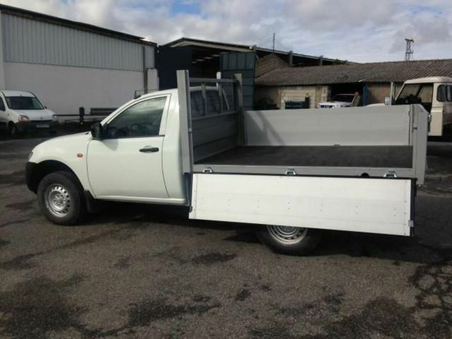 Imagen 3 de MITSUBISHI L200