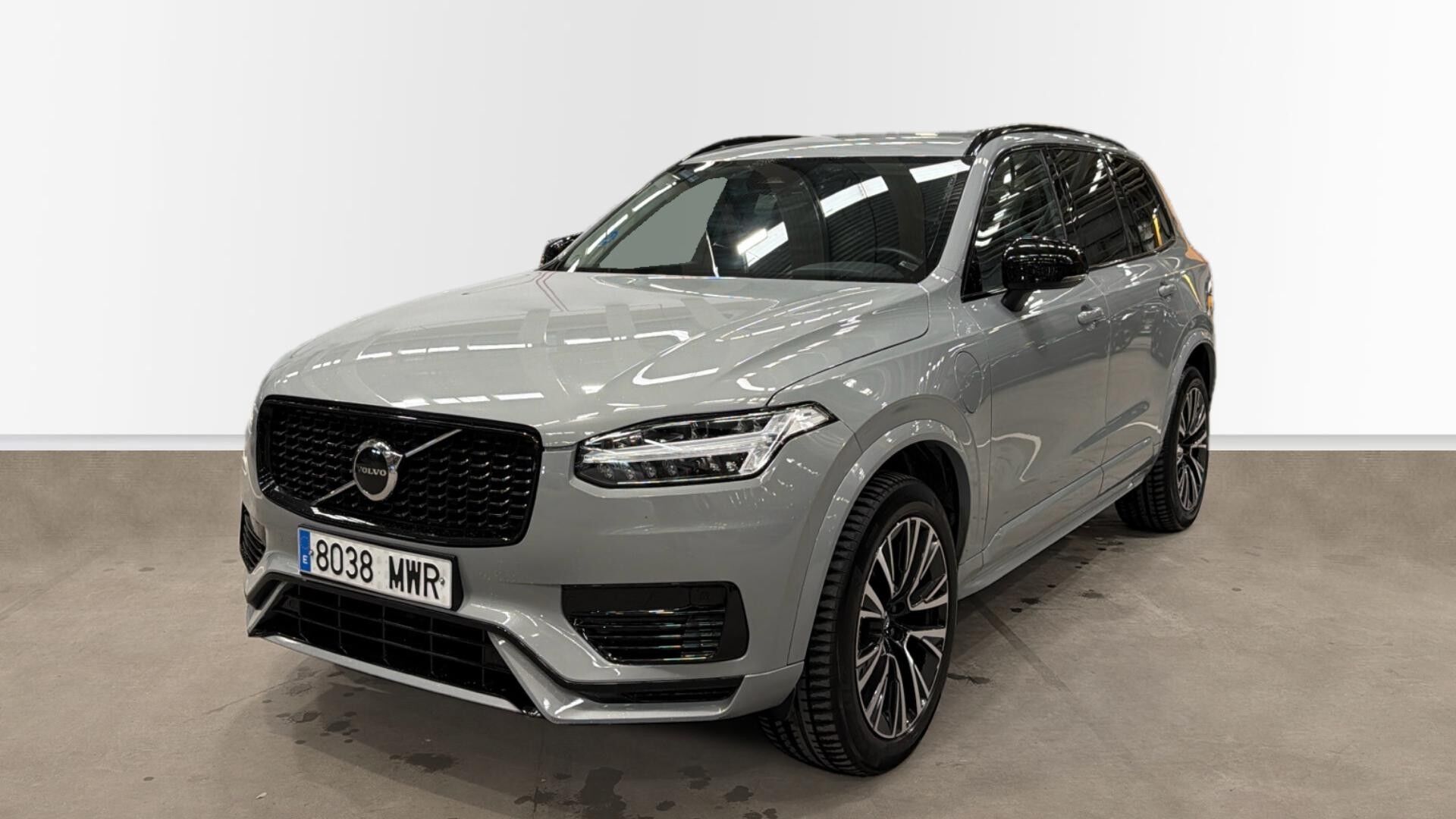 VOLVO XC90 (T8 Plus Dark Recharge AWD Auto 335 kW (455 CV)) en Madrid
