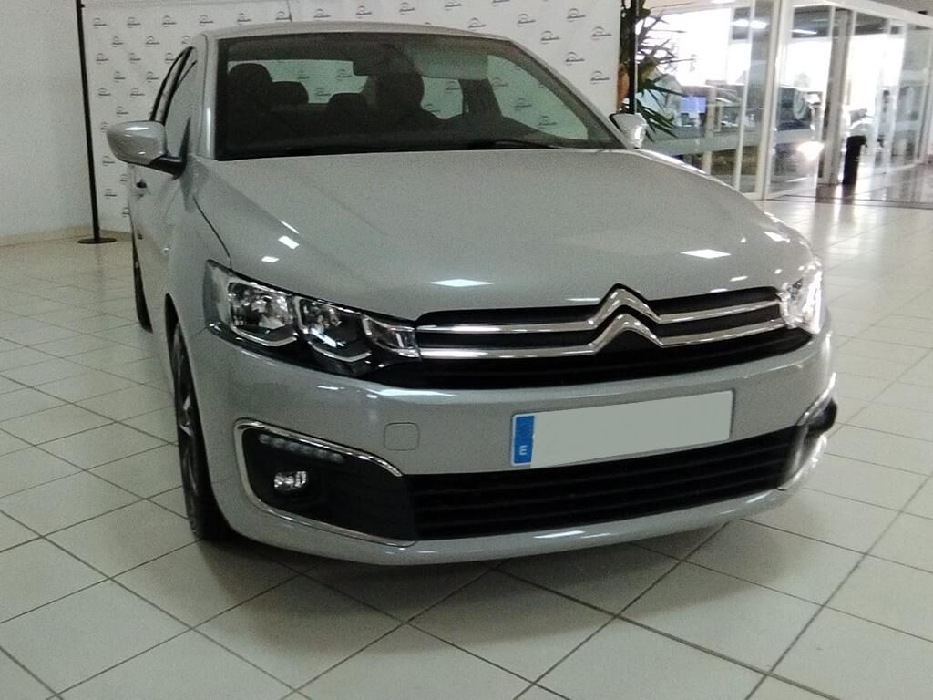 CITROEN C-Elysée (1.5 BLUEHDI 74KW SHINE 4P) en Badajoz