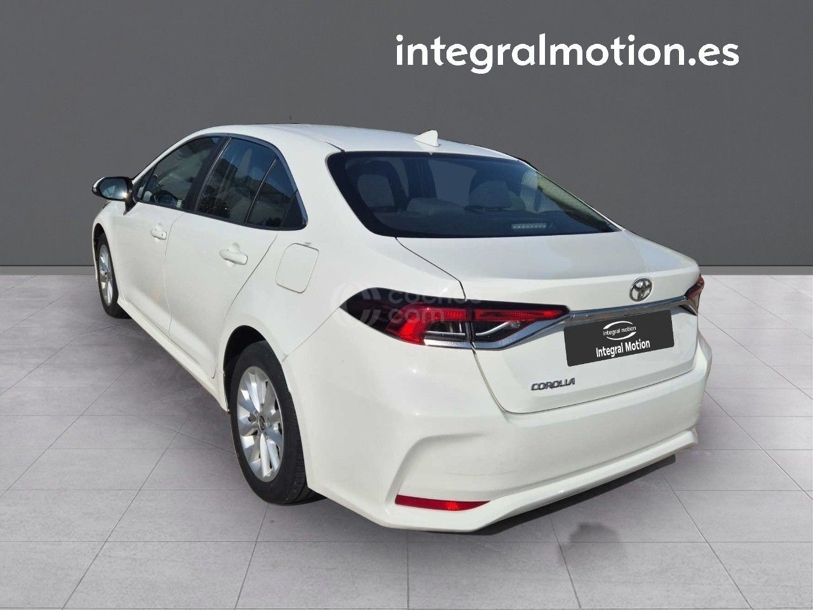 Foto del TOYOTA Corolla Sedán 125H Business Plus