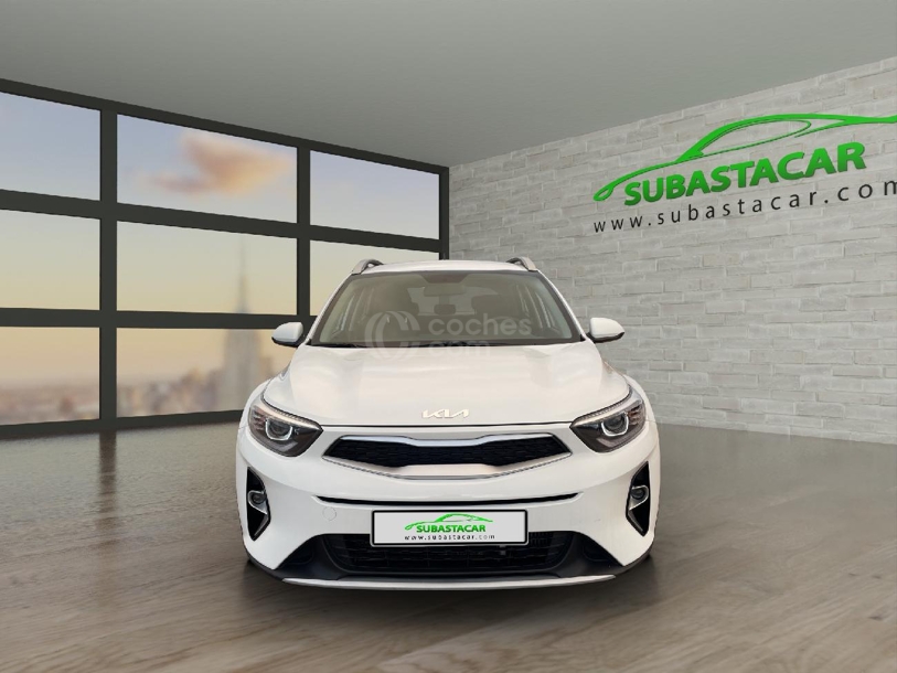 Foto del KIA Stonic 1.0 T-GDi MHEV iMT Concept Plus 100