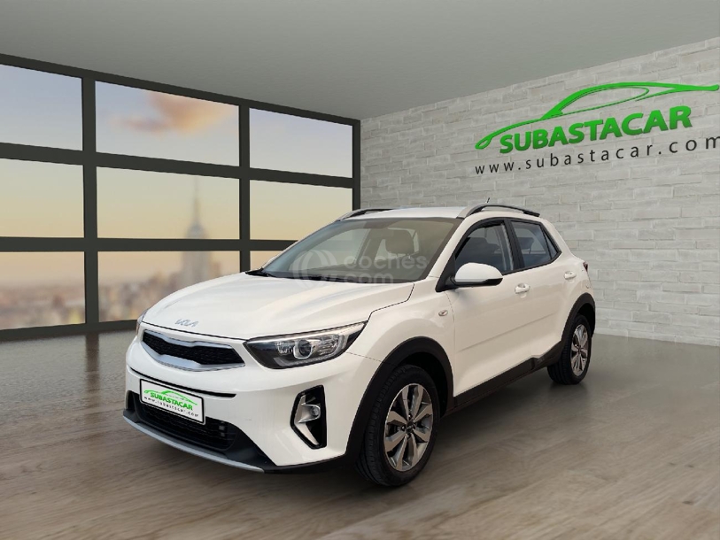 Foto del KIA Stonic 1.0 T-GDi MHEV iMT Concept Plus 100