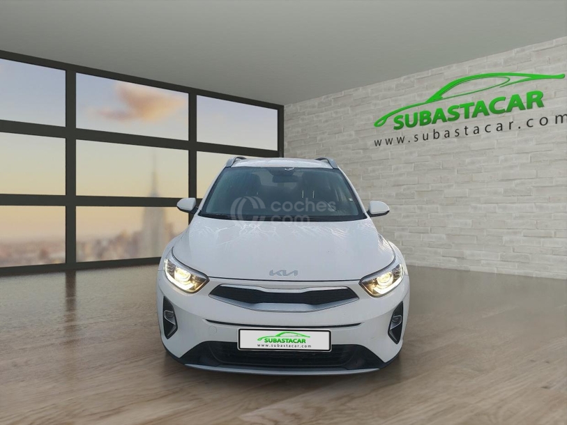Foto del KIA Stonic 1.0 T-GDi MHEV iMT Concept Plus 100