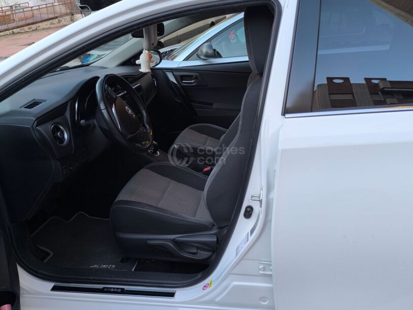 Foto del TOYOTA Auris hybrid 140H Feel! Edition