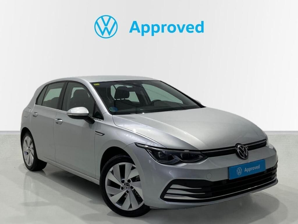 VOLKSWAGEN Golf (Style 1.5 eTSI 110 kW (150 CV) DSG) en Barcelona