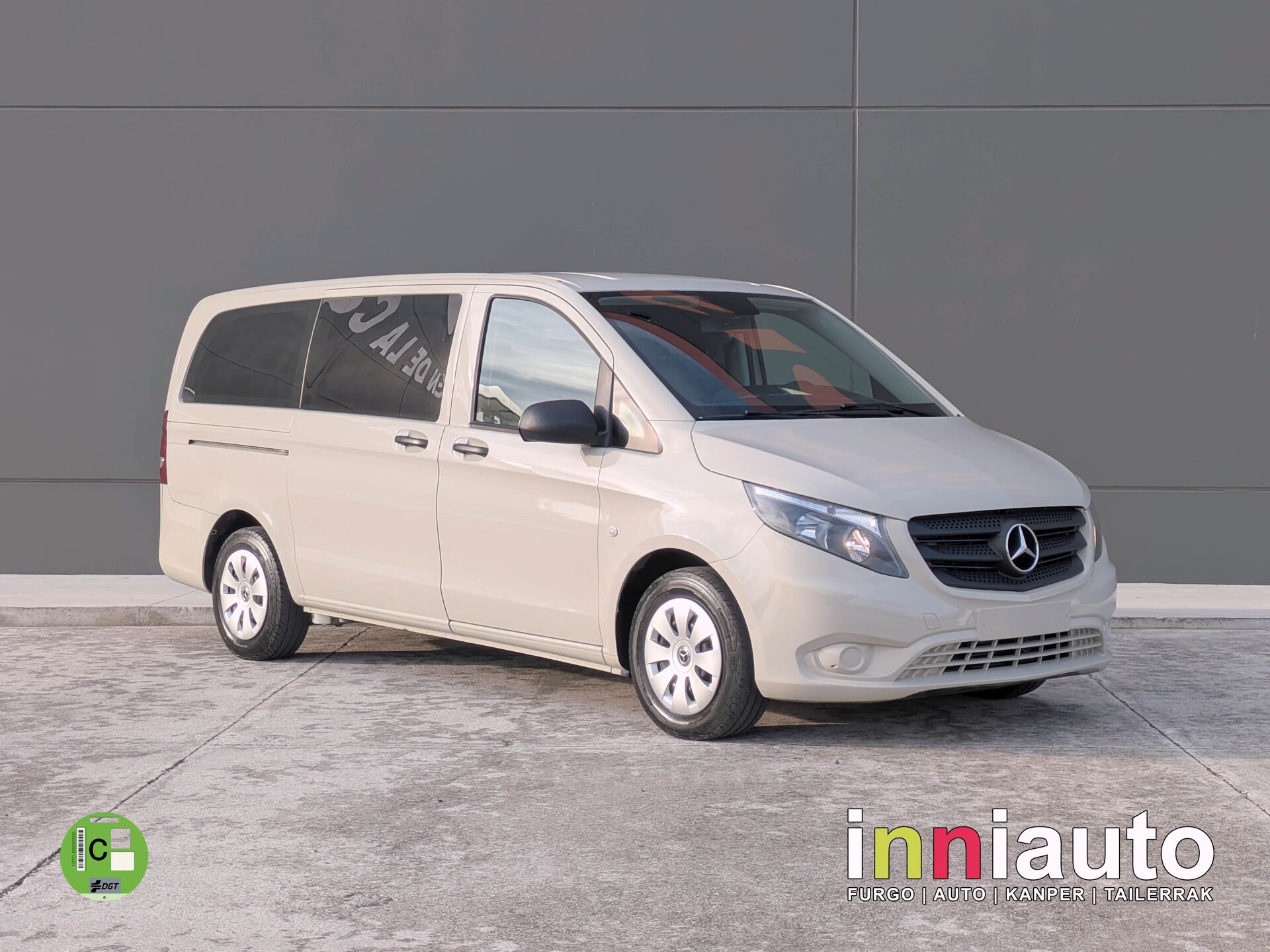Foto del MERCEDES Vito Furgón 114CDI Larga