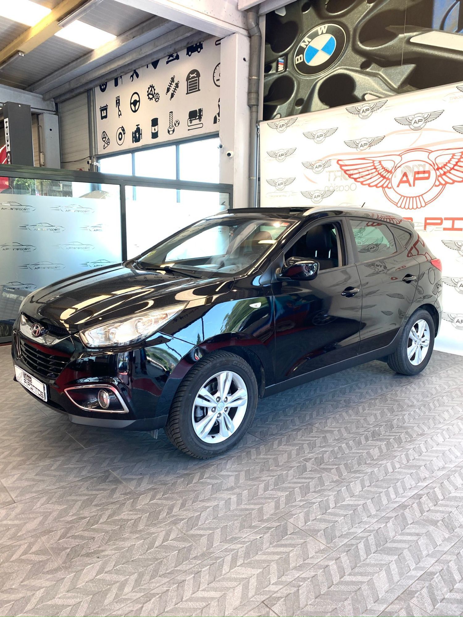 HYUNDAI ix35 (2.0CRDI GL Classic 4x2) en Pontevedra