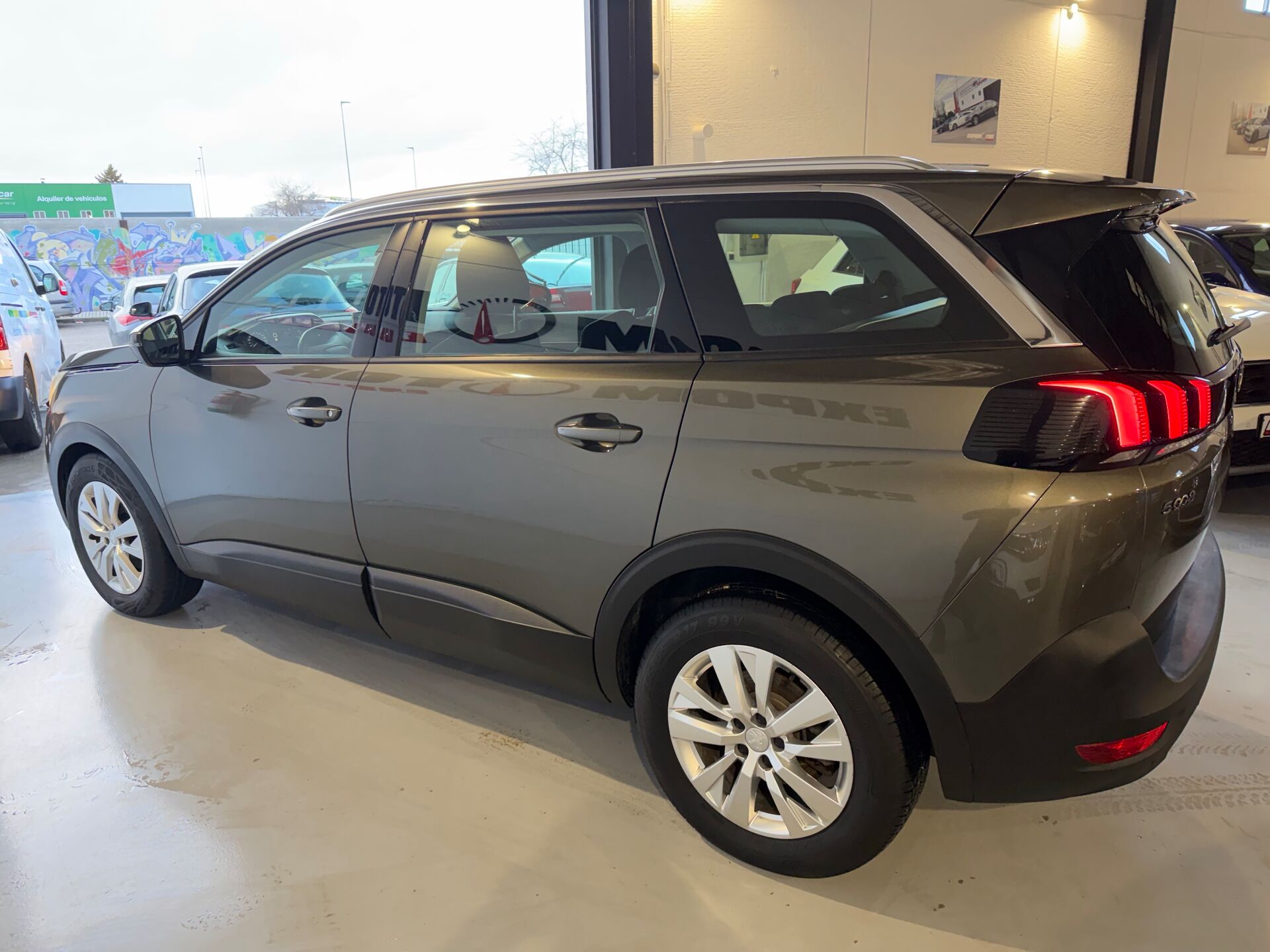 Imagen 3 de PEUGEOT 5008