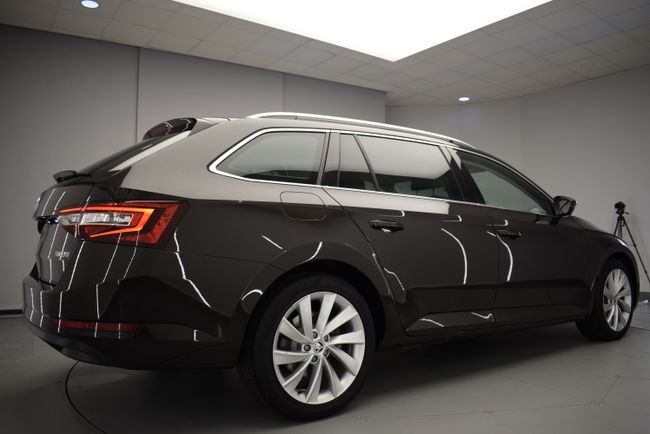 Foto del SKODA Superb Combi 2.0TDI AdBlue Style DSG 110kW