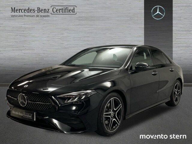 MERCEDES Clase A (200 d 110 kW (150 CV)) en Barcelona