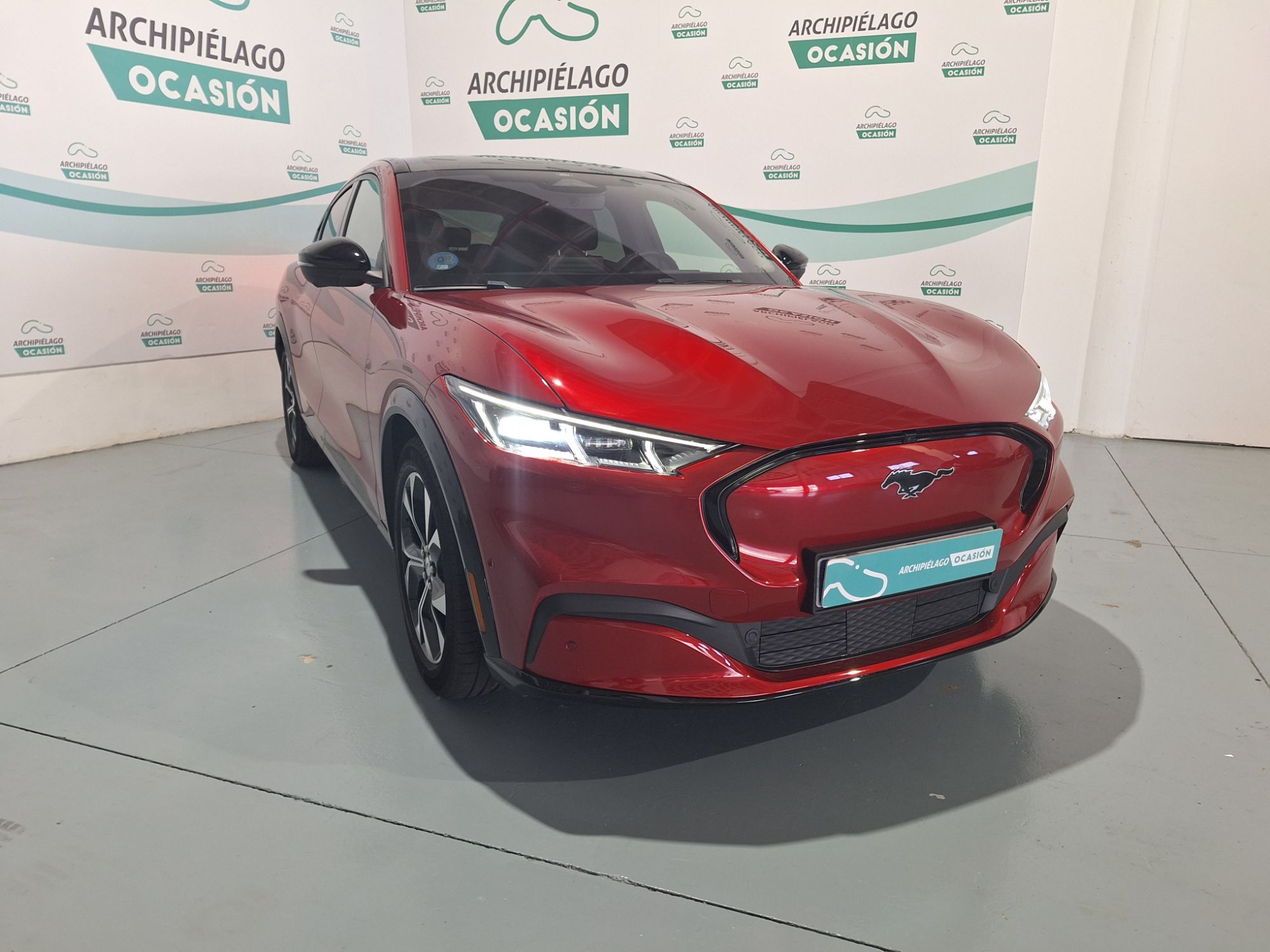 FORD Mustang Mach-E (AWD Rango extendido) en Tenerife