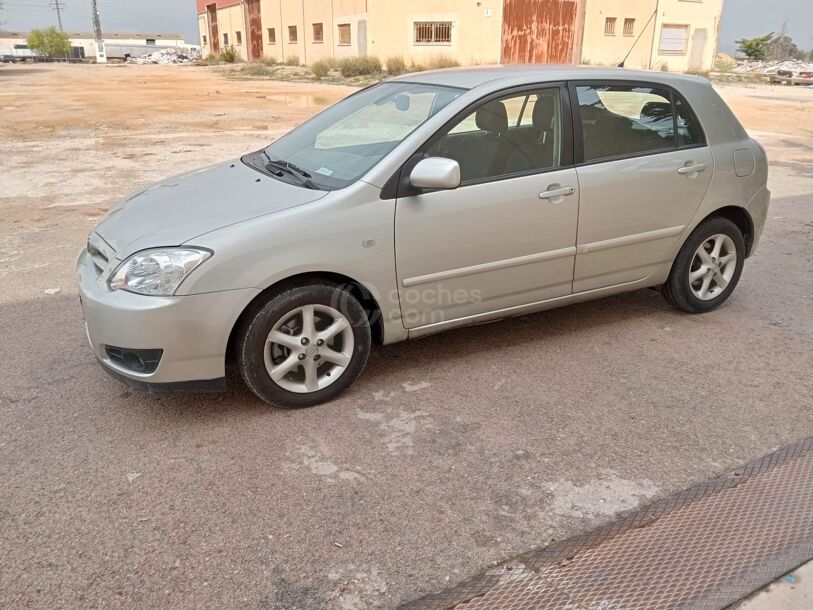 Foto del TOYOTA Corolla 2.0D-4D Luna