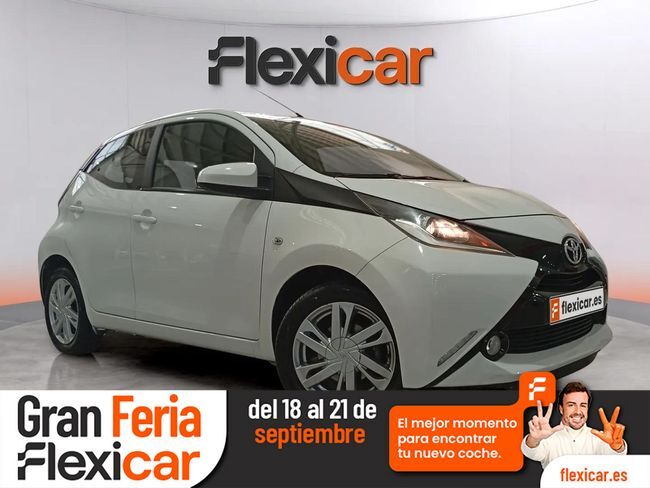 TOYOTA Aygo (1.0 70 x-cite) en Barcelona