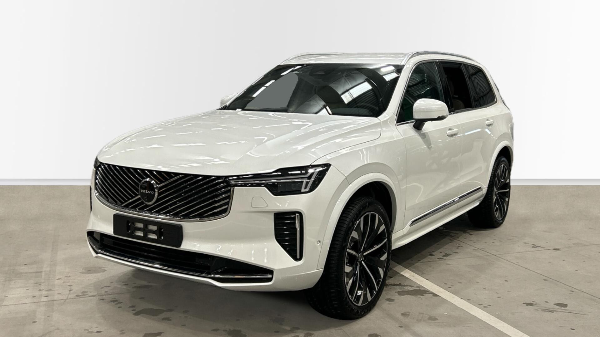 VOLVO XC90 (B5 Gasolina AWD Plus Bright Auto 184 kW (250 CV)) en Madrid