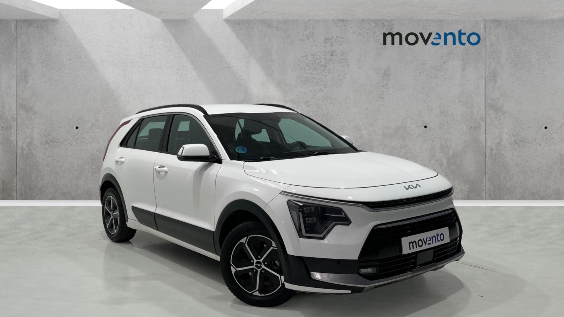 KIA Niro (1.6 GDi HEV Híbrido Drive 104 kW (141 CV)) en Barcelona