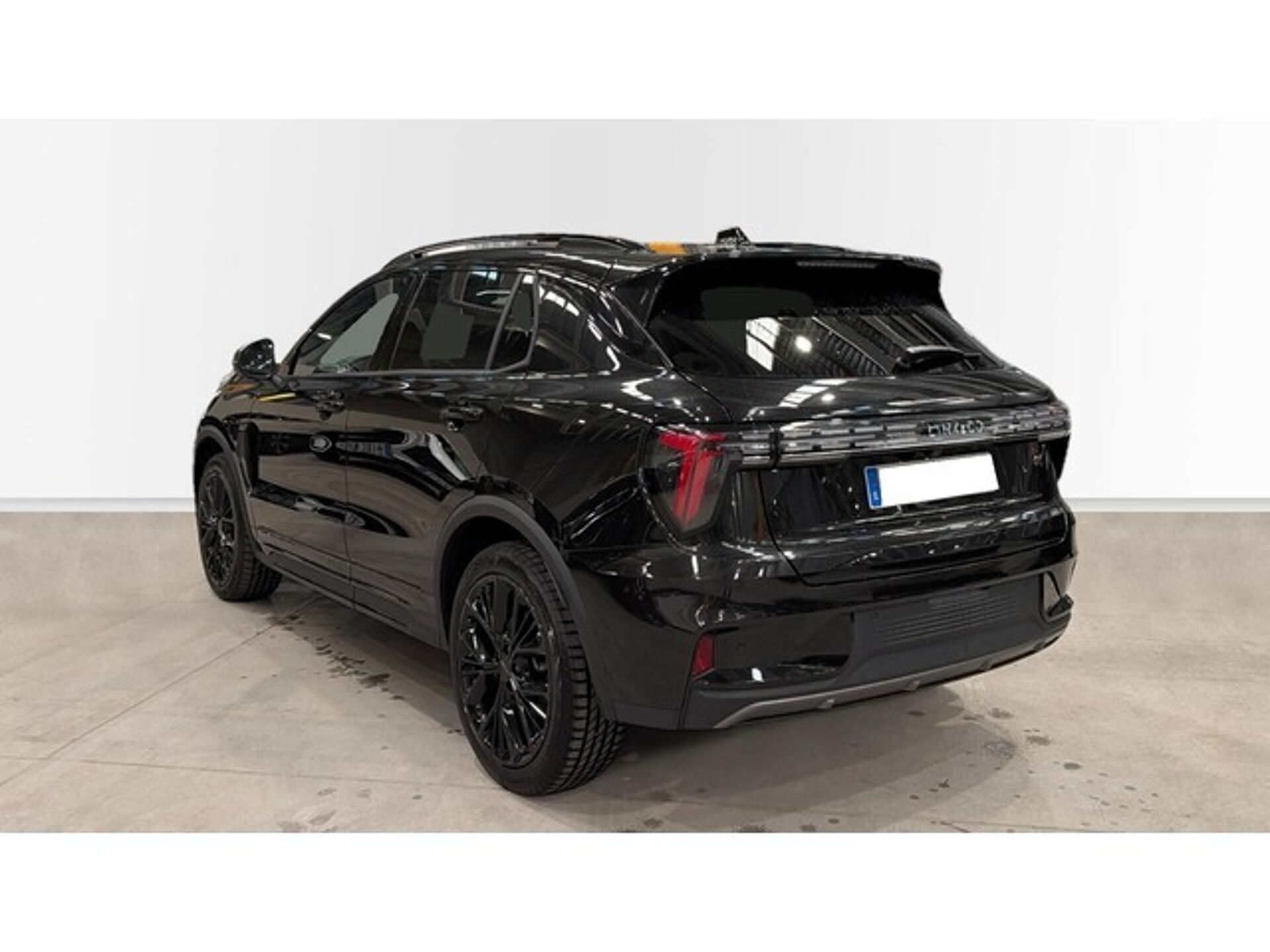 Imagen 2 de LYNK & CO 01