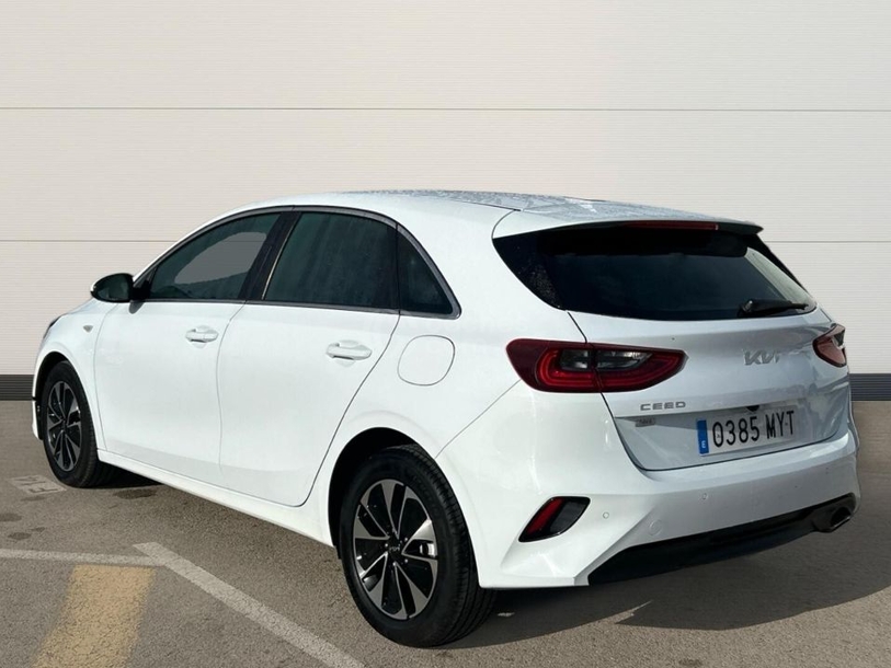Foto del KIA Ceed 1.0 MHEV Drive DCT 100