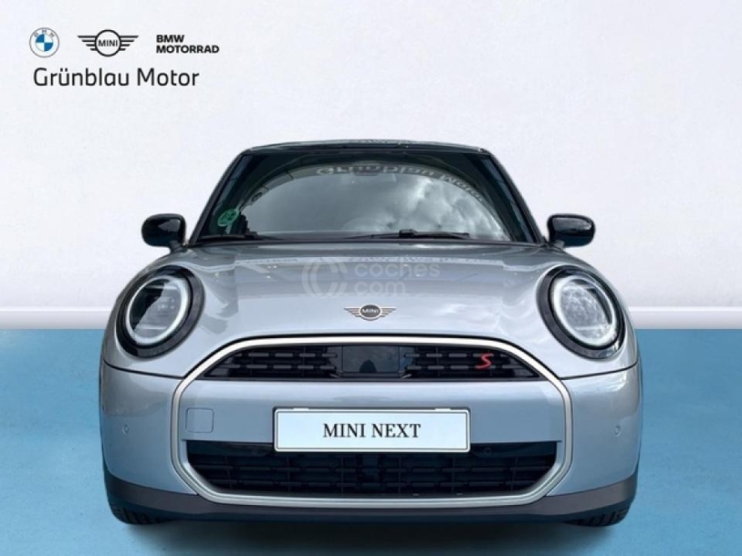 Foto del MINI Mini Cooper 5 puertas S Essential Aut.
