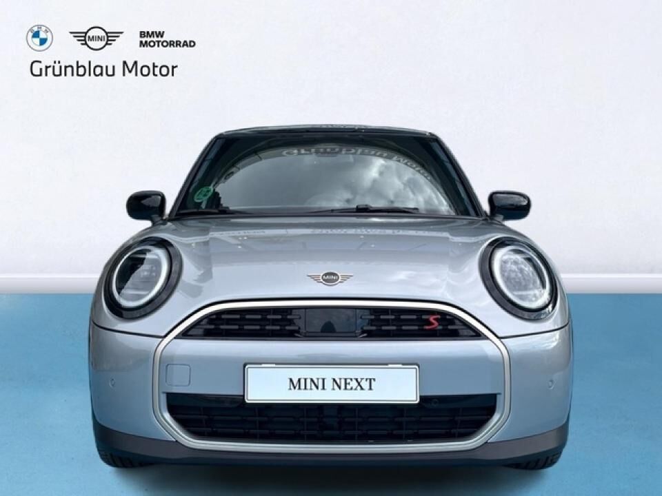 Foto del MINI Mini Cooper 5 puertas S Essential Aut.