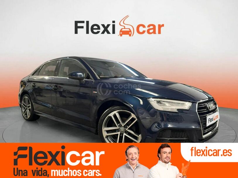 Foto del AUDI A3 Sedán 30 TFSI S Line S tronic 85kW