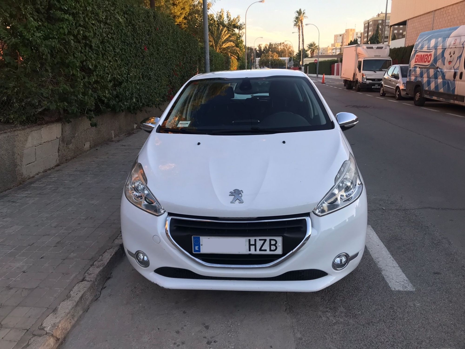 Imagen de PEUGEOT 208