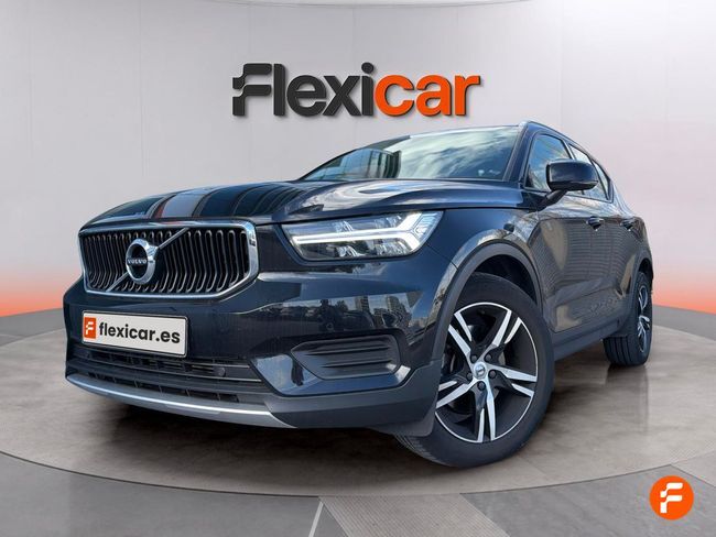 Foto del VOLVO XC40 D3 Momentum AWD Aut.
