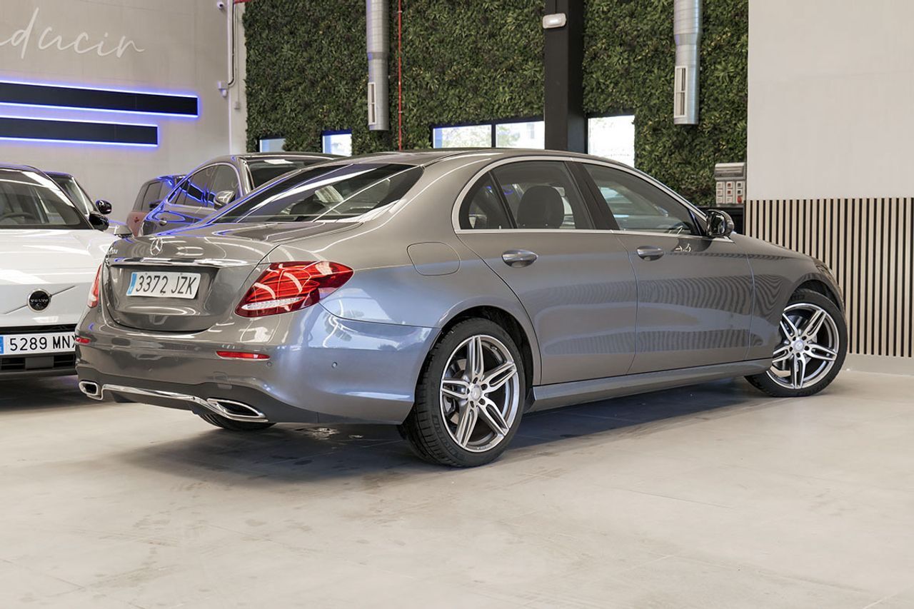 Foto del MERCEDES Clase E E 220 BT Aut.