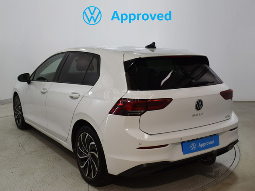Foto del VOLKSWAGEN Golf 1.0 eTSI Life DSG 81kW