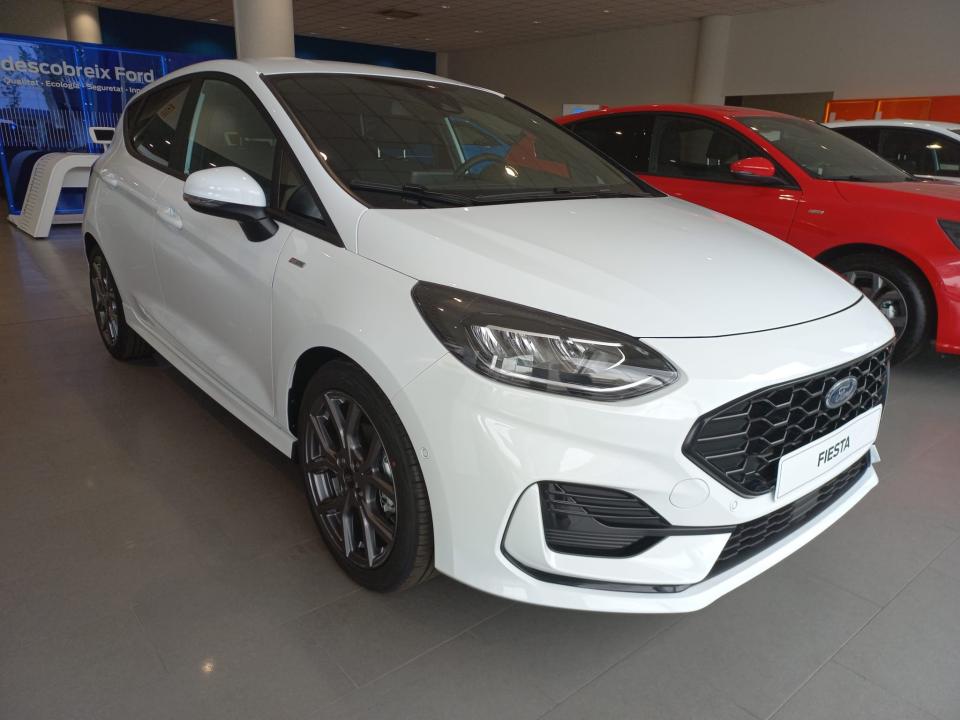 FORD Fiesta (1.0 EcoBoost MHEV 92kW(125CV) ST-Line 5p) en Barcelona