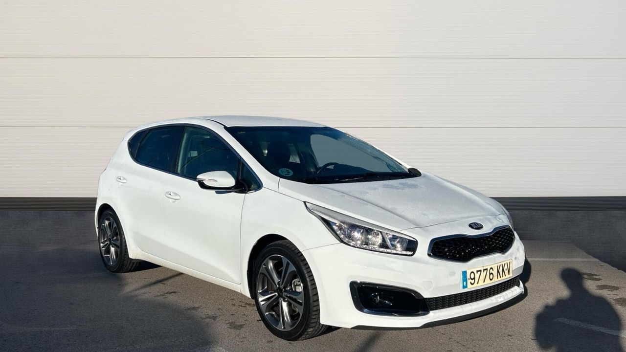 KIA Ceed (1.6 CRDI VGT X-TECH17 136 5P) en Madrid
