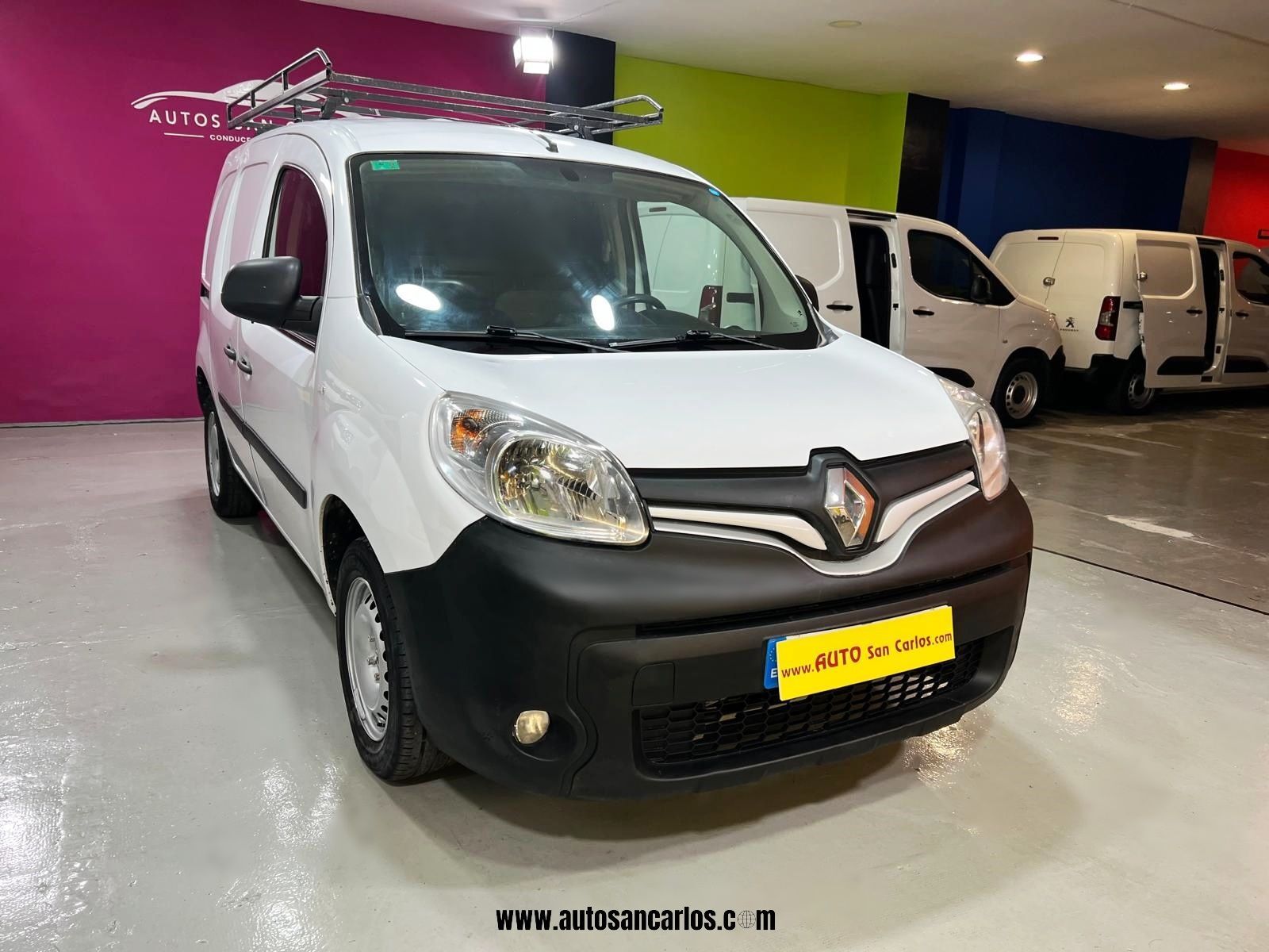 RENAULT Kangoo (Fg. 1.5dCi Profesional 55kW) en Barcelona